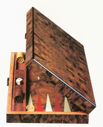 Lockable  Italian Noce Wood Backgammon Set