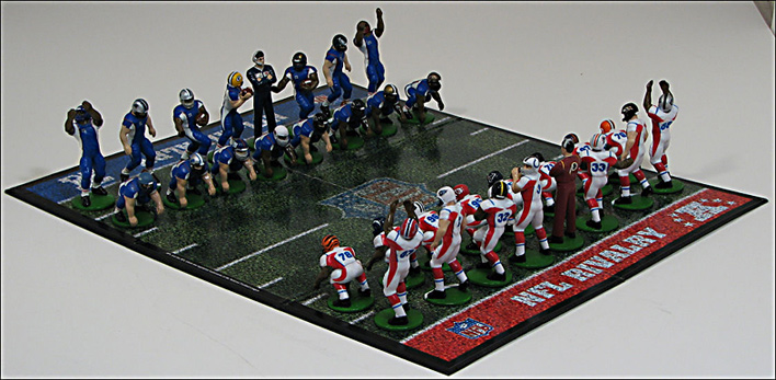 National Football League Chess Set