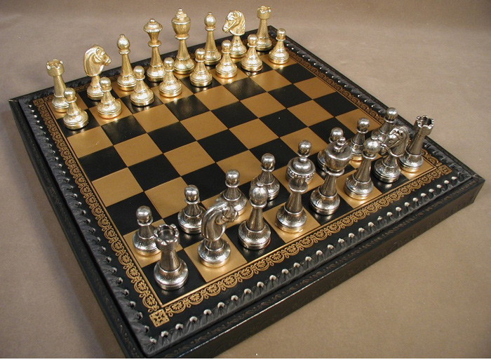 Italfama Metal & Brass Staunton Chess Set