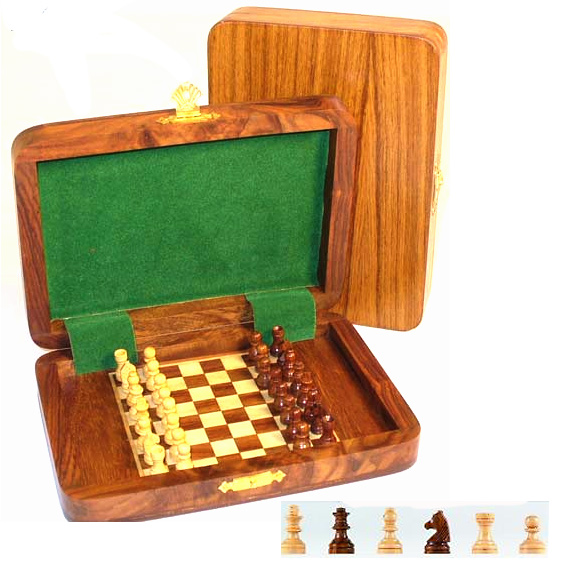 Travel Chess Set With Magnetic Wood Chess Pieces