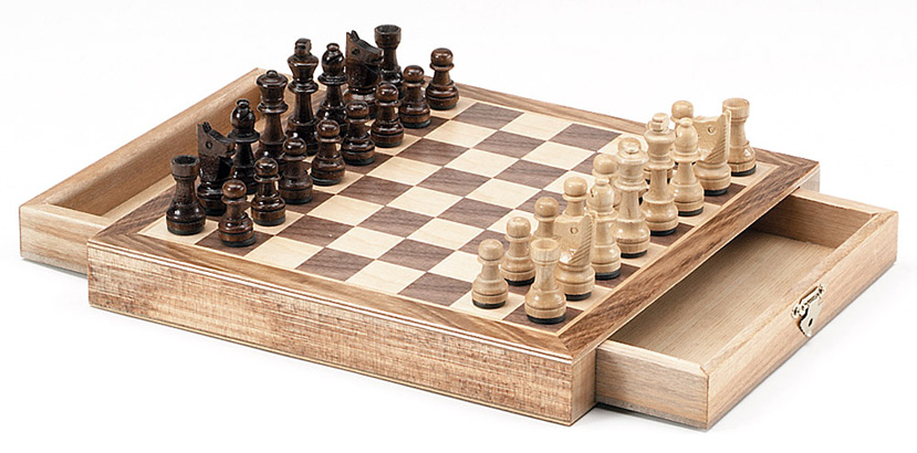 Travel Oak Magnetic Chess Set With Storage Compartment