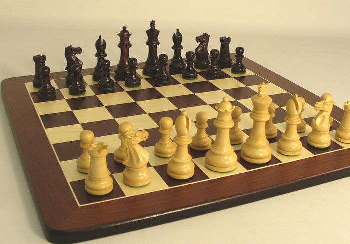 Rosewood Monarch Style Chess Set