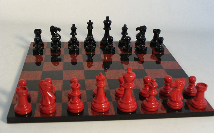 Black and Red Laquered Boxwood Grand King Chess Set.
