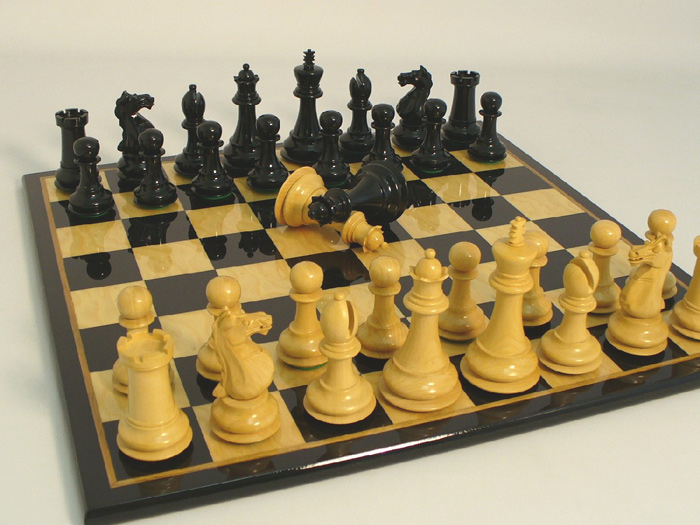 Triple Weighted Majestic Glossy Chess Set.