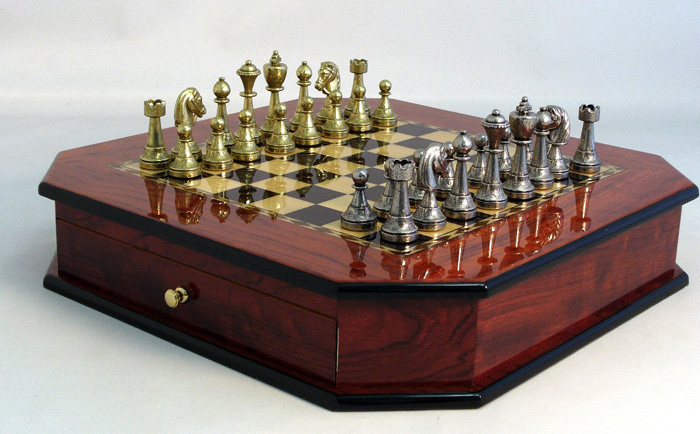 Staunton Metal on Paduck Chest from Italfama.