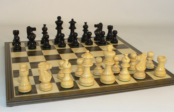 Ebony & Boxwood Lardy Staunton Chess Set