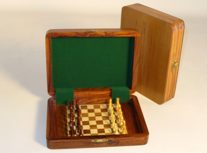 Sheesham Magnetic Chessmen Set in Teak Woood Case.
