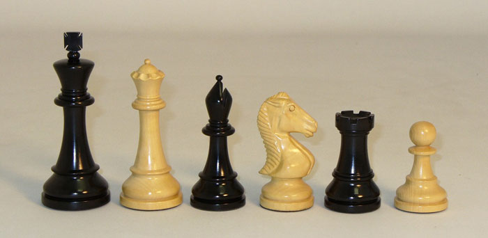 Ebony Chavalier Chessmen 