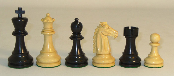 Black Mustang Natural and Boxwood Chessmen Set