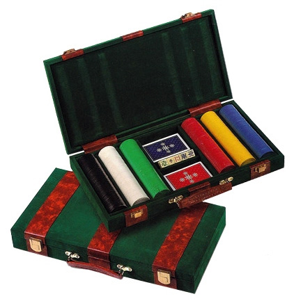 300 American Casino Quality Poker Style In Green Velour Attache.